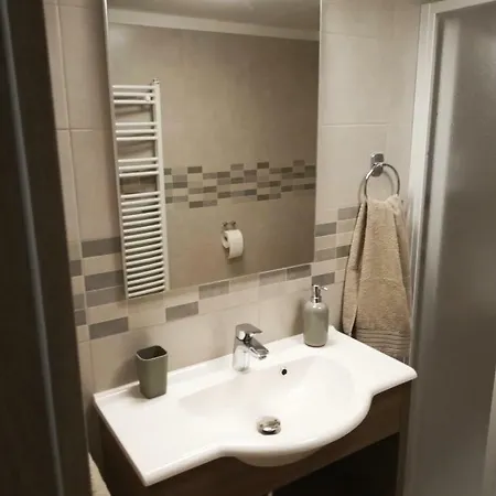 Valentina Apartman *